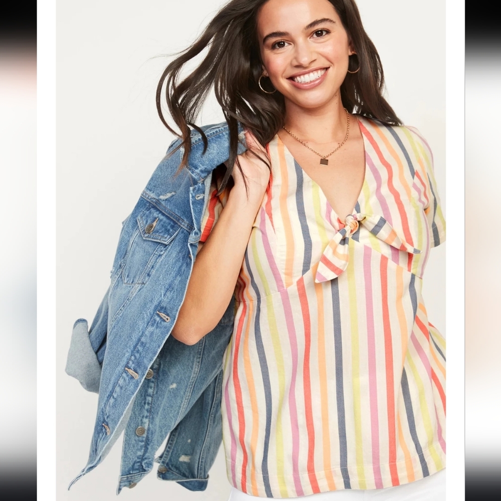 Old Navy Short-Sleeve Smocked Knotted Striped Blouse Multicolor Large